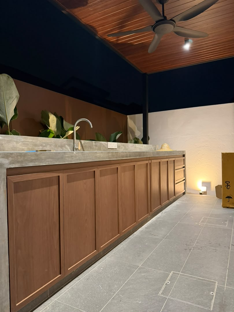 Kabinet dapur luar kemasan kayu dengan sinki